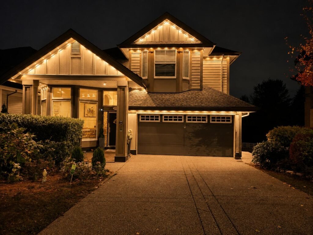 Permanent-outdoor-LED-lighting-warm-white-Coquitlam